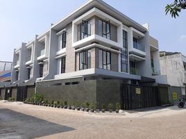 5 Kamar Rumah for sale in Ancol beach, Tanjung Priok, Tanjung Priok