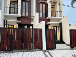 4 Kamar Rumah for sale in Gayungan, Surabaya, Gayungan