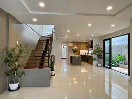 4 Bedroom House for sale in Taguig City, Metro Manila, Taguig City