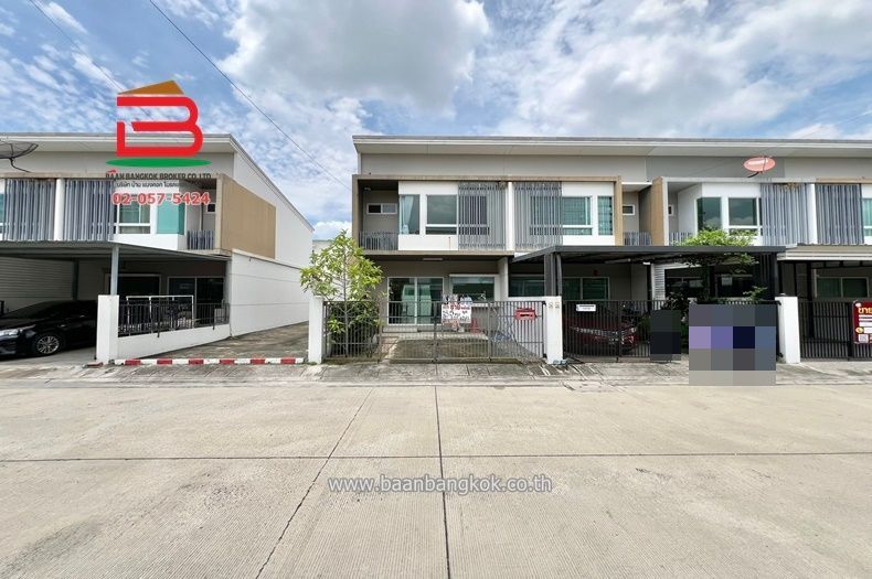 2 Bedroom Townhouse For Rent At Indy Srinakarin