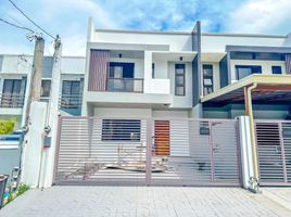 4 Bedroom Villa for sale in Las Pinas City, Southern District, Las Pinas City