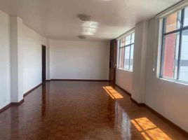 52 m2 Office for sale in Basilica of the National Vow, Quito, Quito, Quito