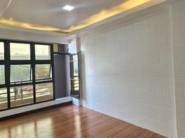 5 Bedroom Townhouse for rent in Maria Montessori School of Quezon City (MMSQC), Quezon City, Quezon City