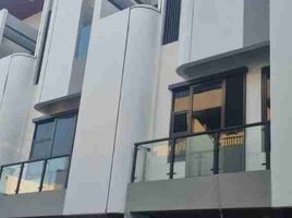 5 Kamar Townhouse for sale in MRT Station, Jakarta, Matraman, Jakarta Timur, Jakarta