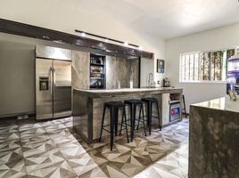 5 침실 주택을(를) Cuernavaca, 모렐 로스에서 판매합니다., Cuernavaca