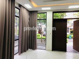 4 Phòng ngủ Biệt thự for rent at Lucasta Villa Khang Dien, Phú Hữu