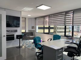 174 SqM Office for sale in Ecuador, Quito, Quito, Pichincha, Ecuador