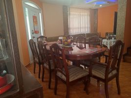3 Bedroom House for sale in Conocoto, Pichincha, Conocoto
