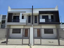 3 Bedroom Villa for sale in Southern District, Metro Manila, Las Pinas City, Southern District