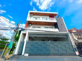 10 Bedroom House for sale in Paranaque City, Southern District, Paranaque City