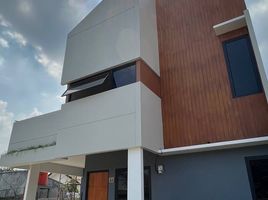 2 Kamar Vila for sale in Sawangan, West Jawa, Sawangan, Bogor, West Jawa, Indonesia