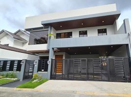 6 Bedroom Villa for sale in Southern District, Metro Manila, Las Pinas City, Southern District