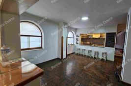 9 habitación Casa en venta en en Cusco, Perú 