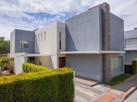 在Tumbaco, Quito出售的3 卧室 别墅, Tumbaco