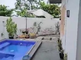 3 Bedroom Hotel for sale in Central Luzon, Candaba, Pampanga, Central Luzon