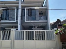 Villa 3 chambre à vendre à Rungkut, East Jawa, Rungkut