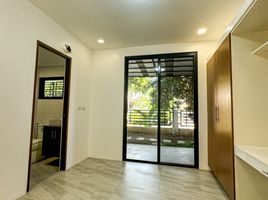 5 Bedroom Villa for sale in Las Pinas City, Southern District, Las Pinas City