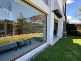 4 Bedroom House for sale in Nayon, Pichincha, Nayon