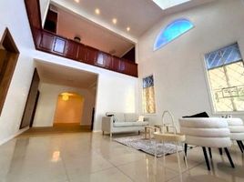 5 Bedroom House for sale in Katipunan LRT-2, Quezon City, Quezon City