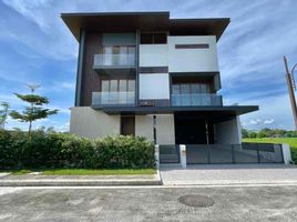 5 Bedroom Villa for sale in Las Pinas City, Southern District, Las Pinas City