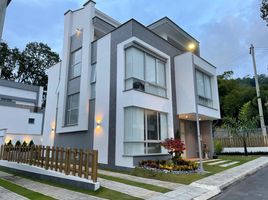 4 Habitación Villa en venta en Santander, Floridablanca, Santander