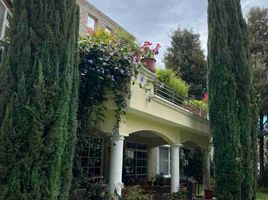  Villa for sale in Cumbaya, Pichincha, Cumbaya