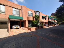 3 Bedroom House for sale in Palmetto Plaza Shopping Mall, Cali, Cali