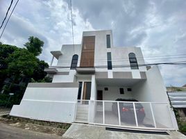 4 Bedroom House for sale in West Jawa, Cicadas, Bandung, West Jawa