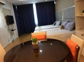 Studio Condo for rent at Park Terraces, Makati City