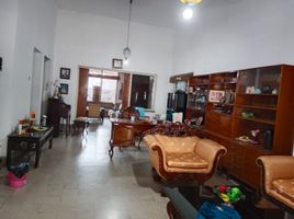 4 Kamar Vila for sale in Tegal Sari, Surabaya, Tegal Sari