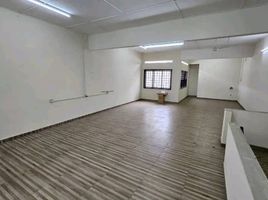 1,400 m² Office for rent in Perak, Sungai Raia, Kinta, Perak