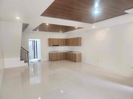 4 Bedroom Villa for sale in Las Pinas City, Southern District, Las Pinas City