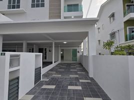 3 chambre Maison de ville for rent in Malaisie, Ulu Kinta, Kinta, Perak, Malaisie