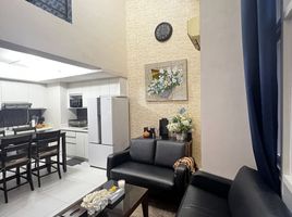 1 Bedroom Apartment for rent at Twin Oaks Place, Mandaluyong City, Eastern District, Metro Manila