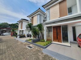 4 Bedroom House for sale in Cimanggis, Bogor, Cimanggis