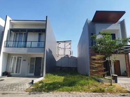  Terreno (Parcela) en venta en Lakarsantri, East Jawa, Lakarsantri