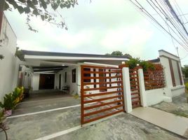 6 Bedroom House for sale in Southern District, Metro Manila, Las Pinas City, Southern District