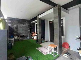 3 Bedroom House for sale in Wiyung, Surabaya, Wiyung