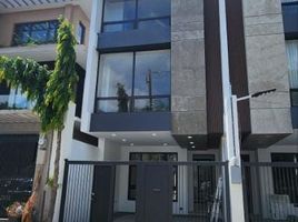 4 Bedroom Townhouse for sale in Manila International Airport LRT-1, Pasay City, Taguig City