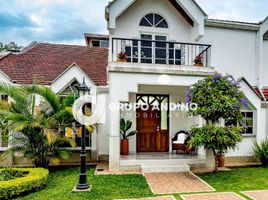 4 Bedroom Villa for sale in Cathedral of the Holy Family, Bucaramanga, Bucaramanga