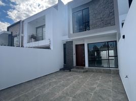 3 Bedroom Villa for sale in Calderón Park, Cuenca, Cuenca, Cuenca