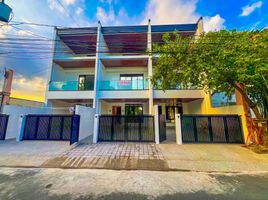 4 Bedroom House for sale in Manila International Airport LRT-1, Pasay City, Las Pinas City