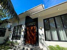 5 Bedroom Villa for sale in Las Pinas City, Southern District, Las Pinas City