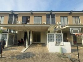 2 Habitación Villa en venta en Wiyung, East Jawa, Wiyung