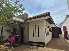 2 Schlafzimmer Haus zu verkaufen in Surabaya, East Jawa, Tambaksari