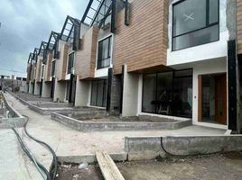 3 Bedroom House for sale in Tumbaco, Pichincha, Tumbaco