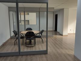 100 SqM Office for rent in Ecuador, Quito, Quito, Pichincha, Ecuador