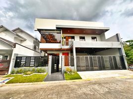 5 Bedroom Villa for sale in Las Pinas City, Southern District, Las Pinas City