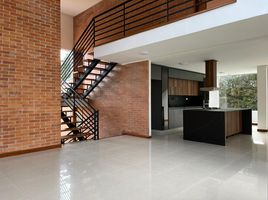 3 Habitación Villa en alquiler en Colombia, Envigado, Antioquia, Colombia