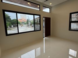 4 Bedroom Villa for sale in Southern District, Metro Manila, Las Pinas City, Southern District